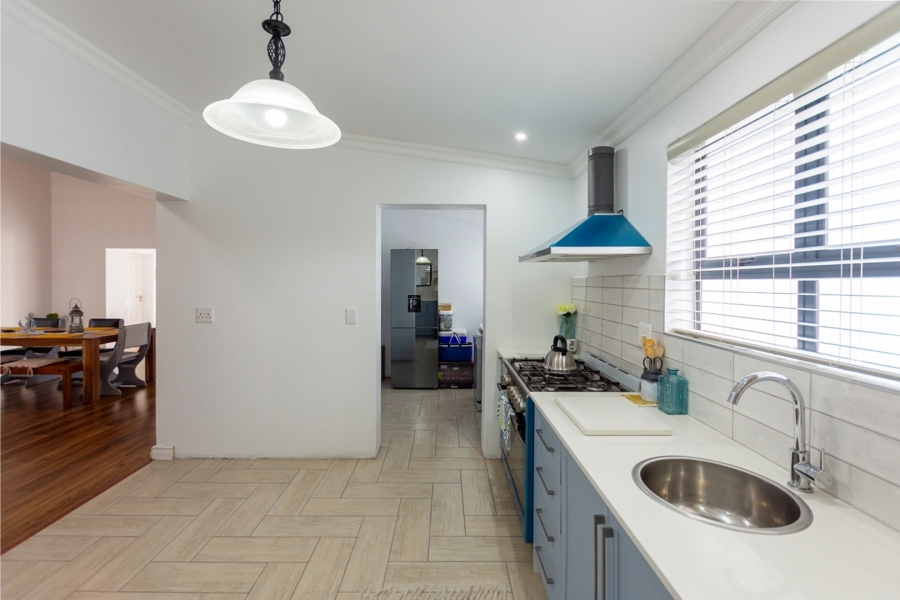 3 Bedroom Property for Sale in Britannia Bay Western Cape